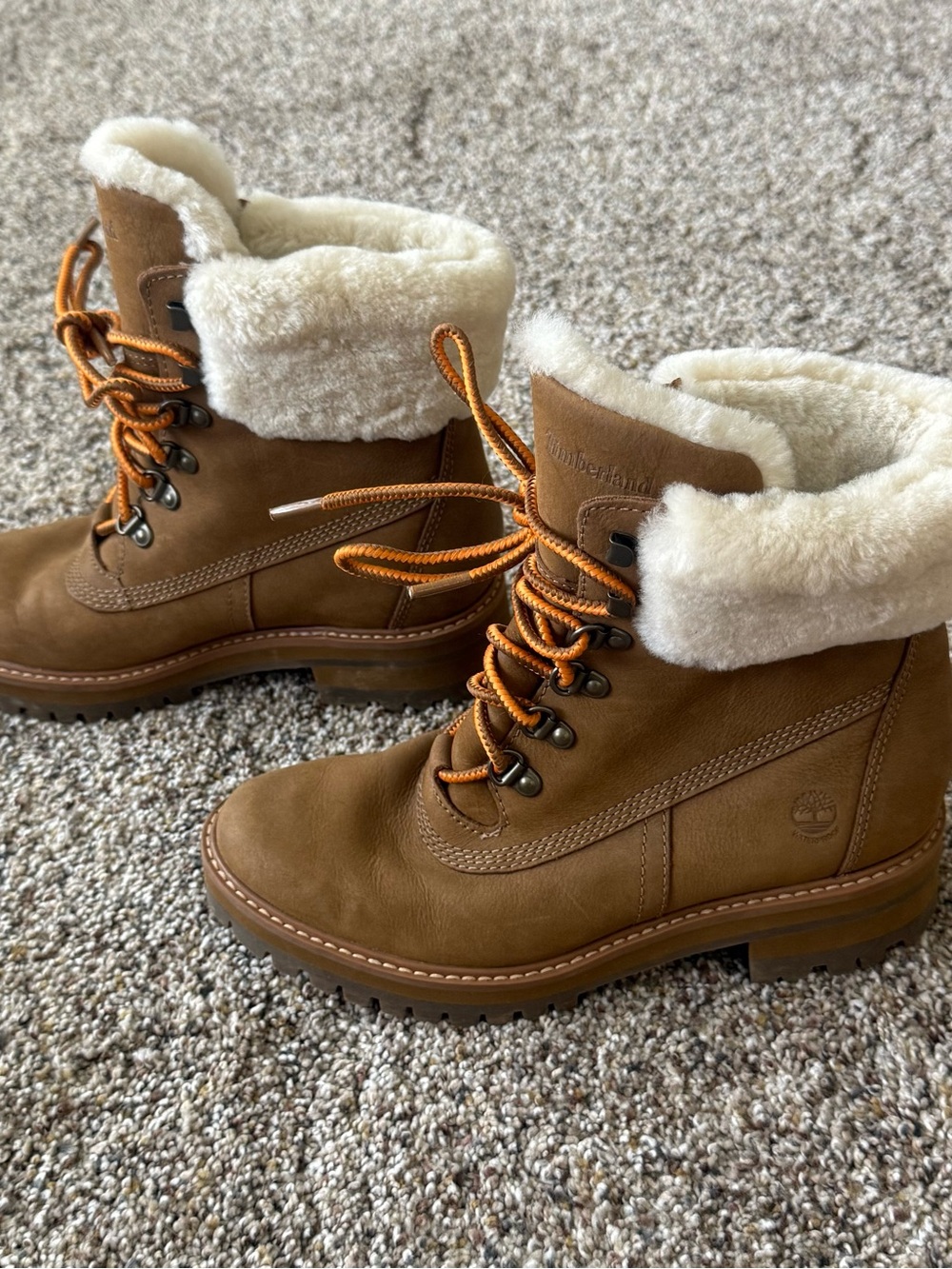 Timberland Women's Brown Shearling-Lined Leather Boots 7